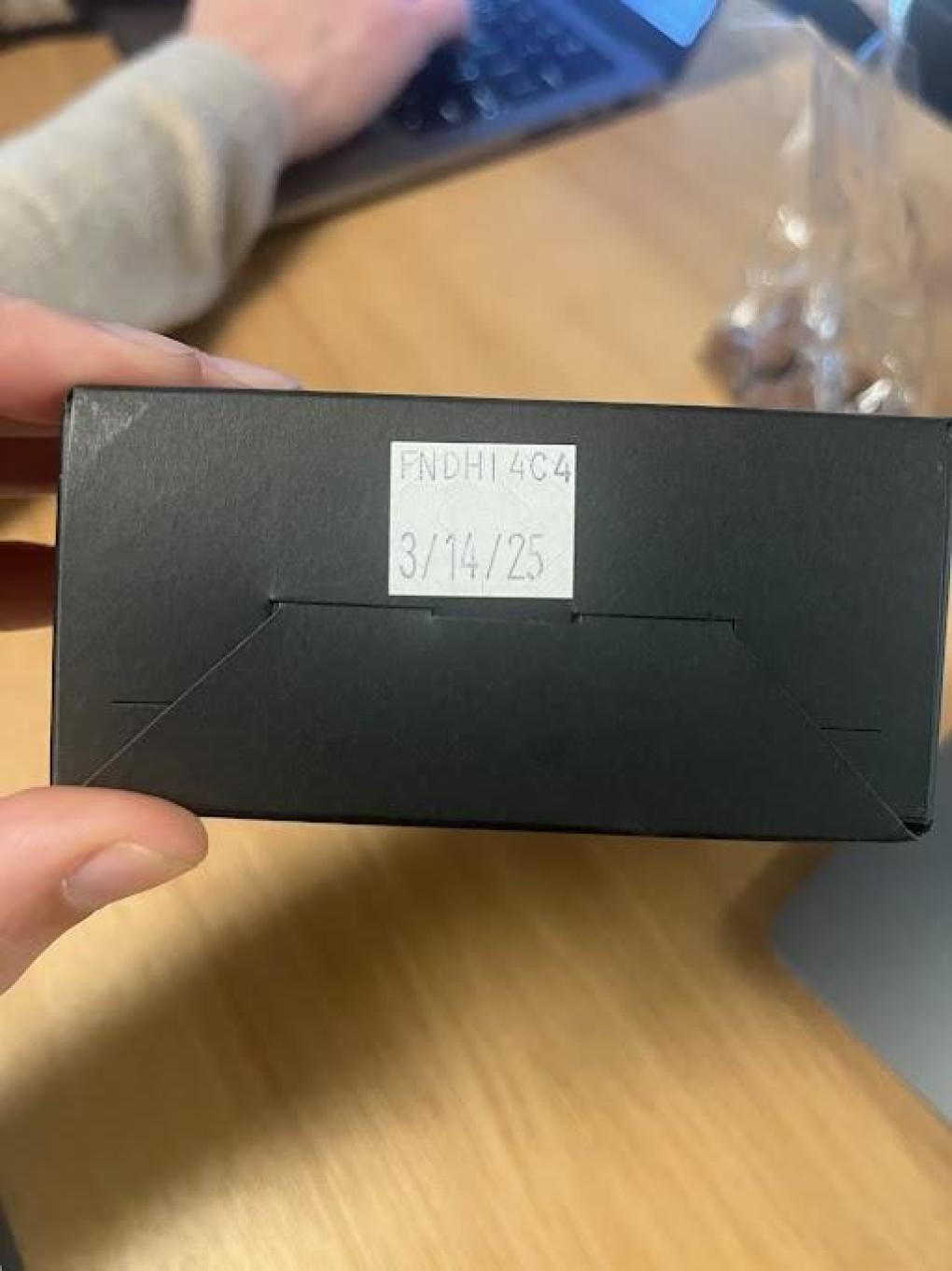 Feve Artisan Chocolatier x Dandelion Chocolate Candy & chocolate — recalled candy & chocolate (photo 3)
